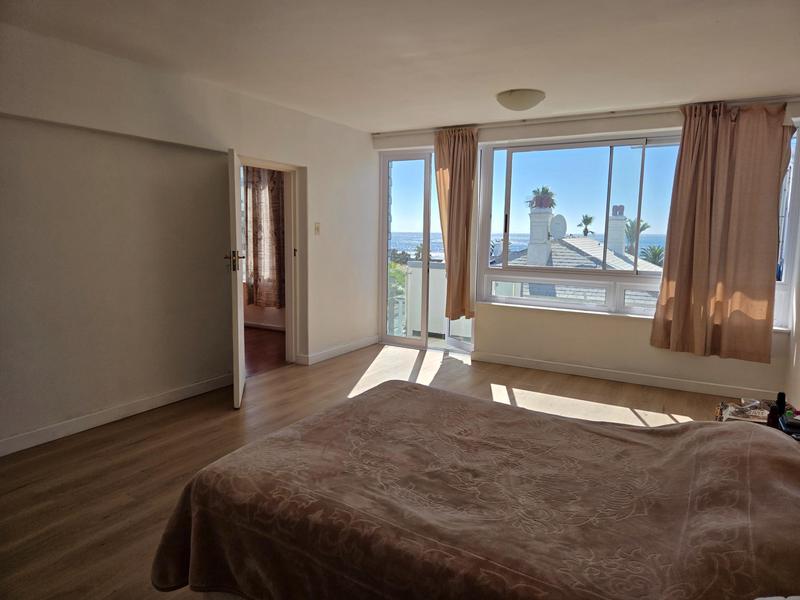 To Let 3 Bedroom Property for Rent in Sea Point Western Cape